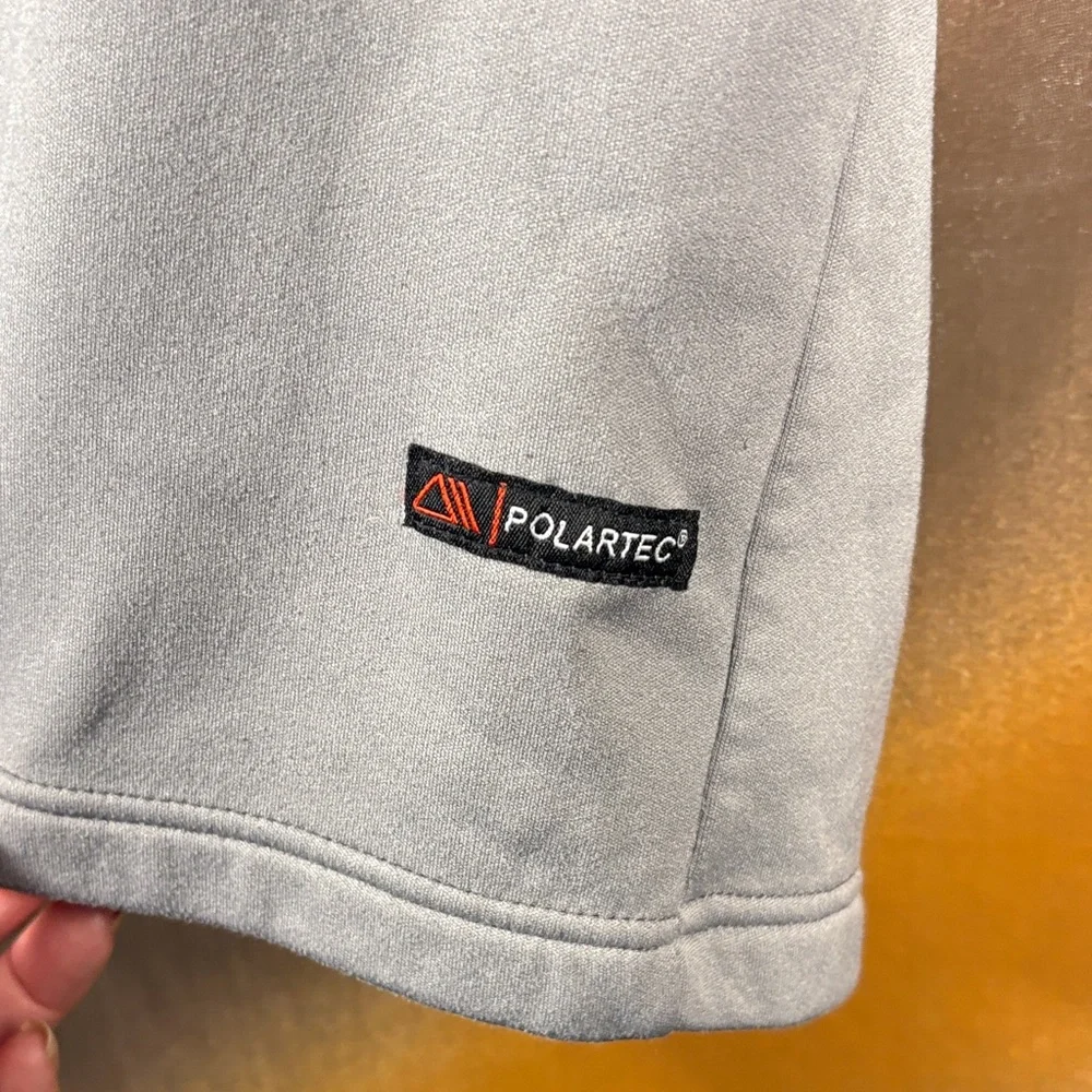 The North Face Light‎ Gray Quarter-Zip Pullover with polartec. Med GG